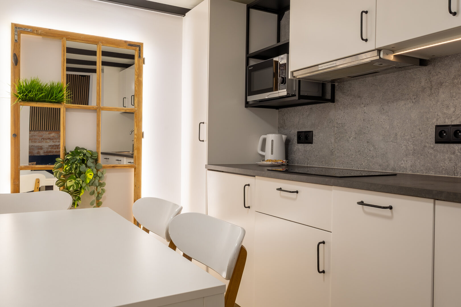 LUA Apartments Sp. z o.o. - 7