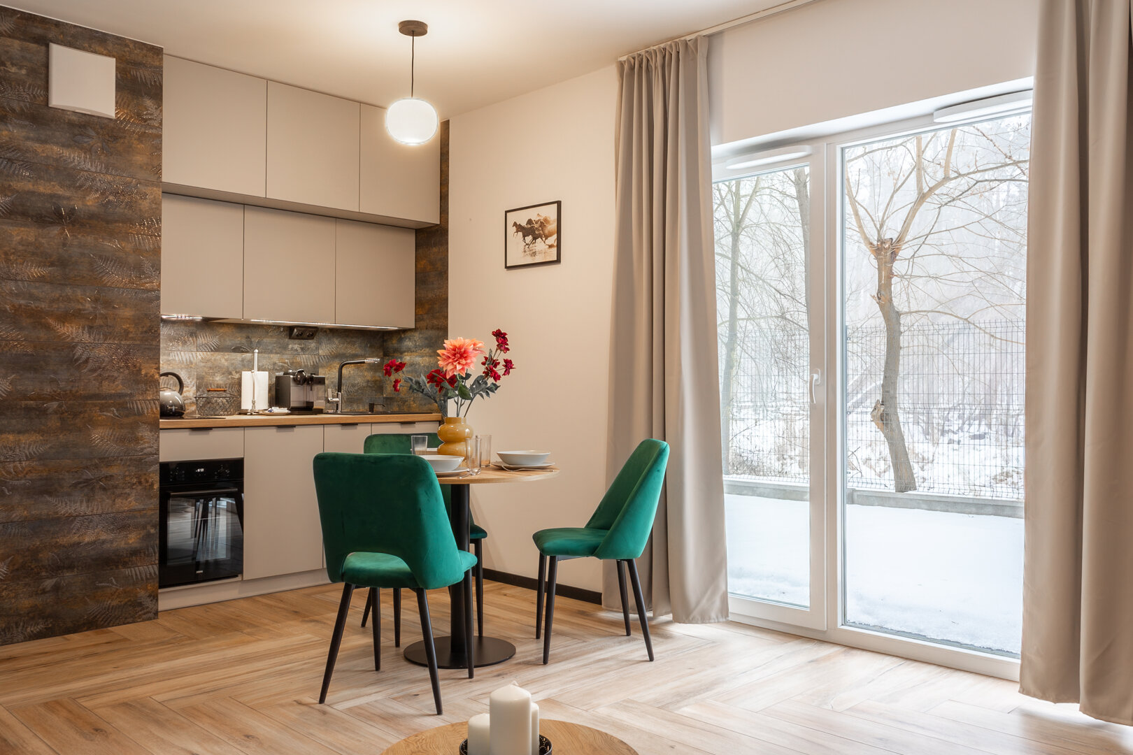 LUA Apartments Sp. z o.o. - 3