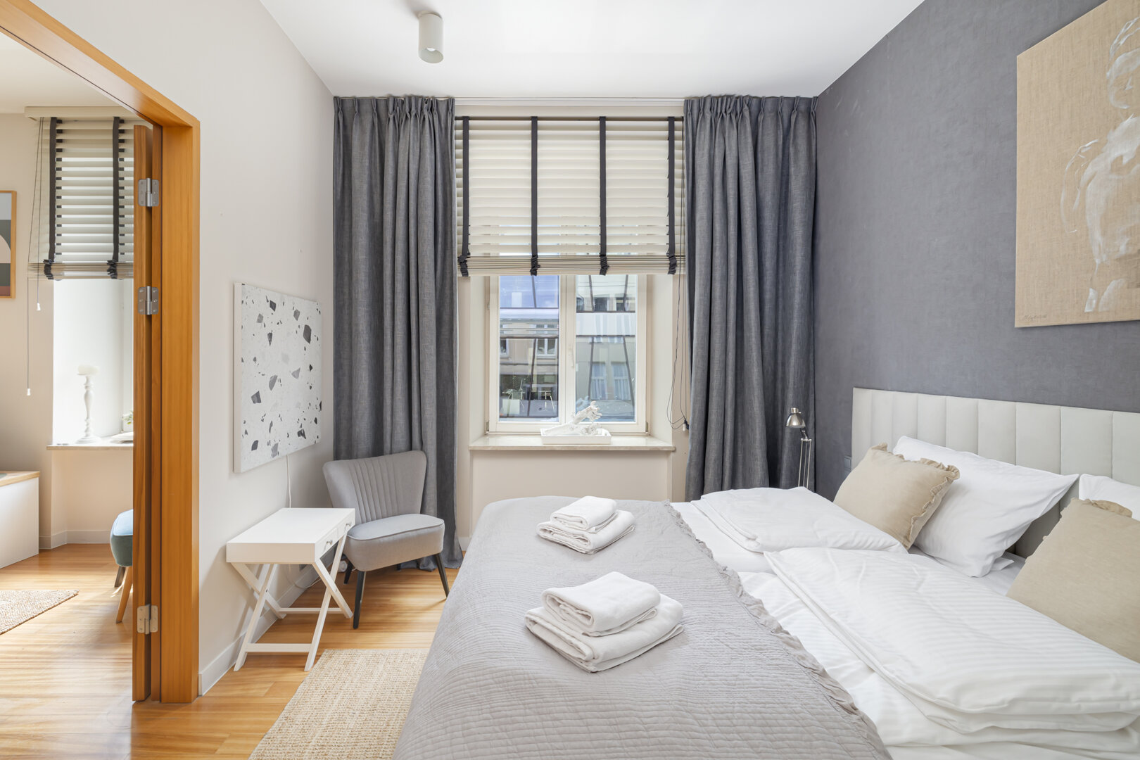 Chmielna Spacious City Center Apartment Chmielna Spacious City Center Apartment